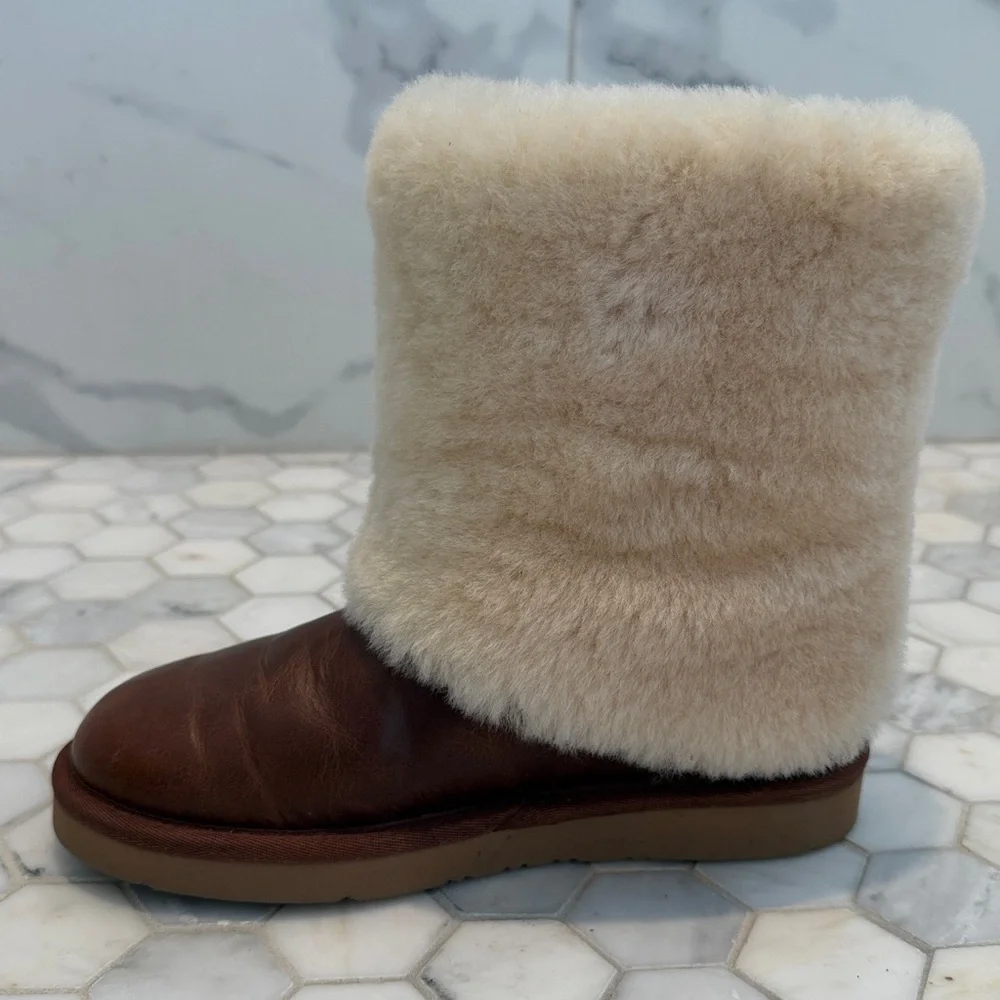 UGG PATTEN Shearling Cuff Chestnut Brown Leather Boots Women’s Size 6